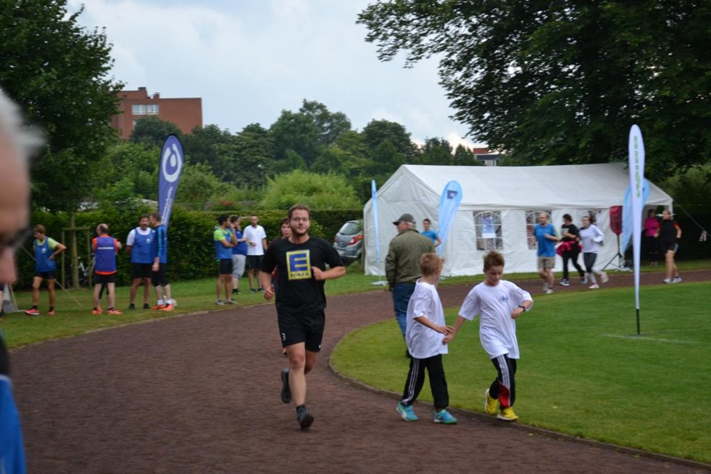 Galerie 24 Stundenlauf 30-06-2017 (22).jpg