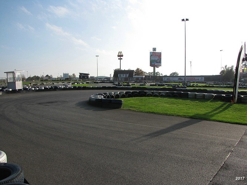 Galerie com 800_sch1_IMG_3741.jpg